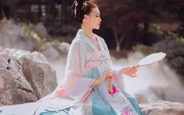 Yanquan  Hanguan Hotel（Oriental Saltlake Resort）