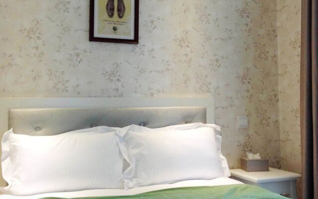 Chongqing Travelling Companion Express Hotel