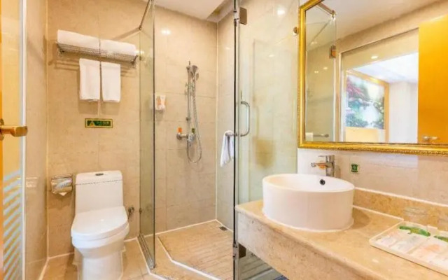 Vienna Hotel （Shenzhen Bantian Guangyayuan Station）