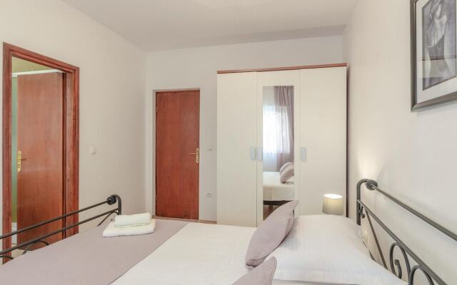 Awesome Home in Prizba With Wifi and 3 Bedrooms