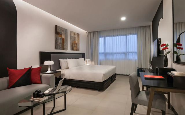 Summit Hotel Magnolia