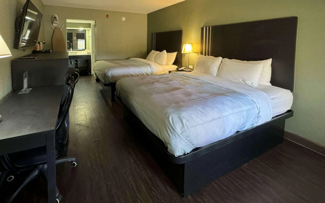 Quality Inn & Suites near Panama City Beach