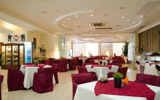 Euro Hotels International Arcul De Triumf