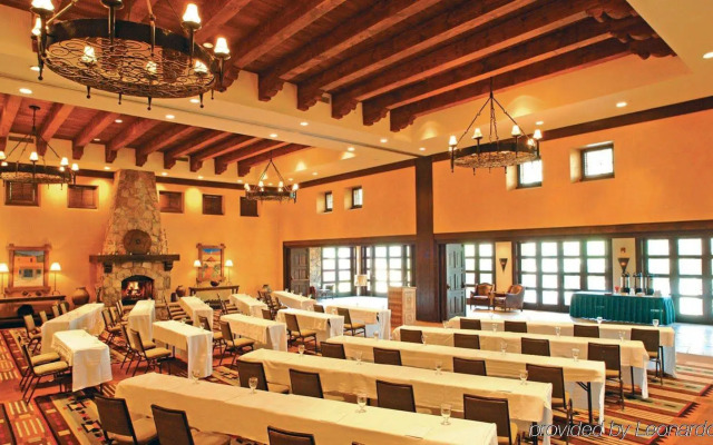 Bishop's Lodge Auberge Resorts Collection