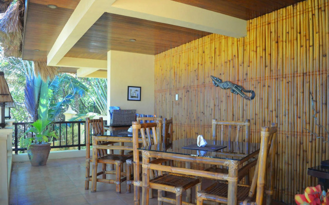 Palm Breeze Villa