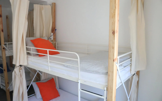 Surfer's Den Ericeira