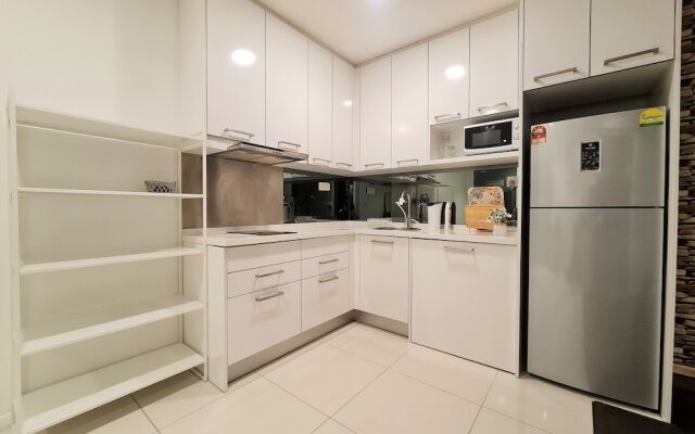 Summer Suites KLCC