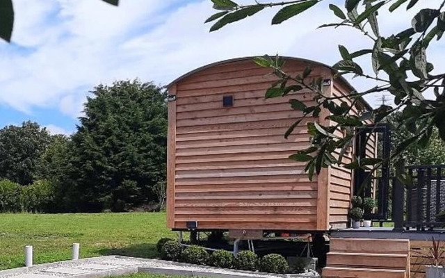 Shepherds Hut With hot tub on Anglesey North Wales
