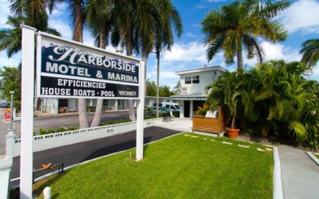 Harborside Motel & Marina