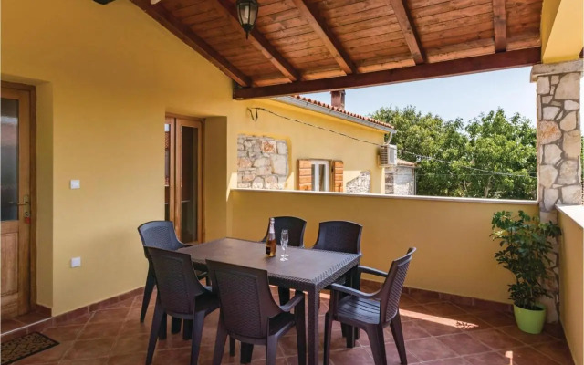 Holiday home Vodnjan with a Fireplace 203