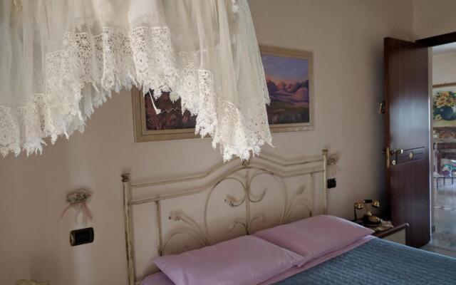 Casa Maddalena family