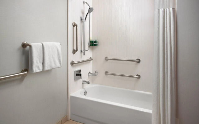 Courtyard by Marriott Fayetteville