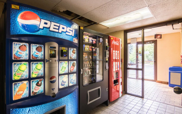 Super 8 St. Paul/I-94