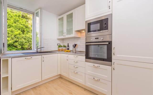 Porta Apartments by Irundo