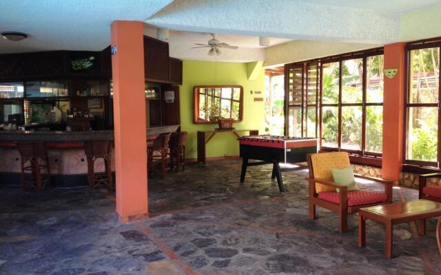 Acuarium Suite Resort