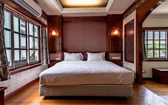 OYO 89735 The Dream Hotel