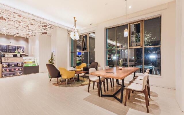 Hanting Premium Jinan West Railway Station Jingxi