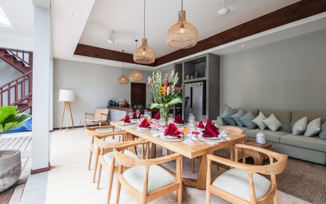Villa Frangipani Putih