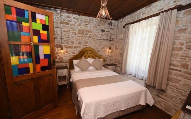 Sim Otel