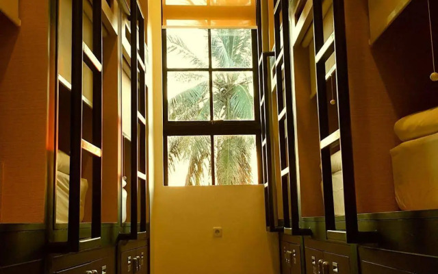 Pod House