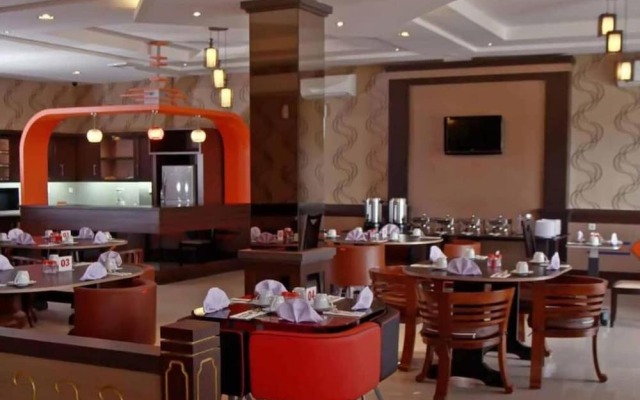 Happy Inn Hotel