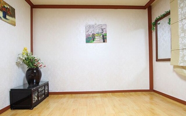 Gyeongju KB Pension