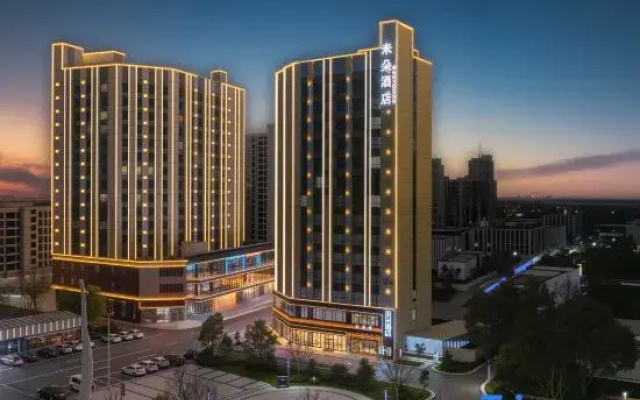 Mido Hotel (First Affiliated Hospital of Weihui Medical College)