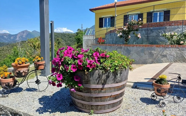 JOIVY Villa Guanna Charming Flat Garden