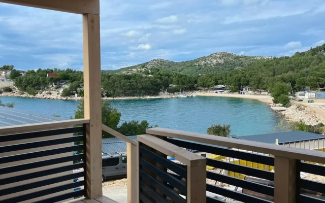 Tranquil Tides Drage Mobile Home With Terrace and Sea View