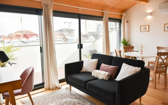Charmosa penthouse 2 quartos - Batalha - Porto