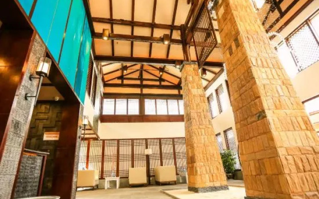 Lijiang Wu Courtyard Gardens Resort