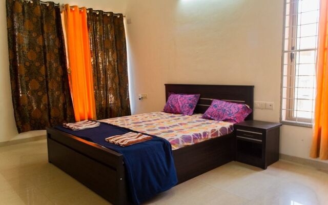 4BHK by Tripvillas Holiday Homes