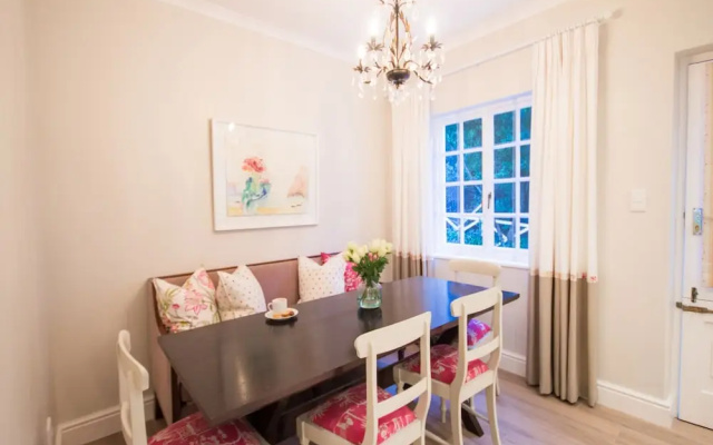Exquisite Cottage 20