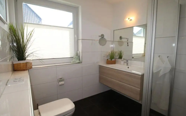 Haus Seeblick Modern Retreat