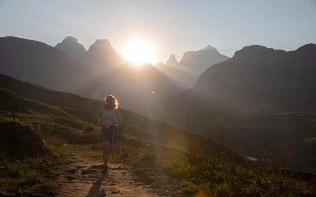 Cathedral Peak Hotel