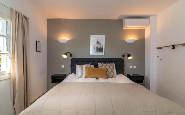Newly renovated 3 bedroom apt next to Puerto Banús