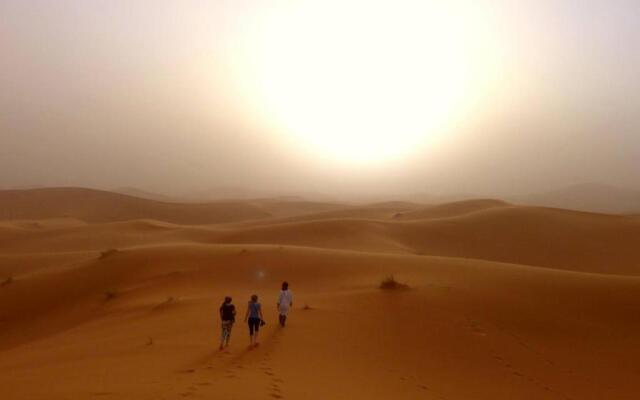 Merzouga Camp And Hostel