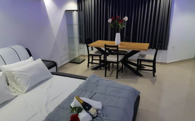 Spat Studio Apartment