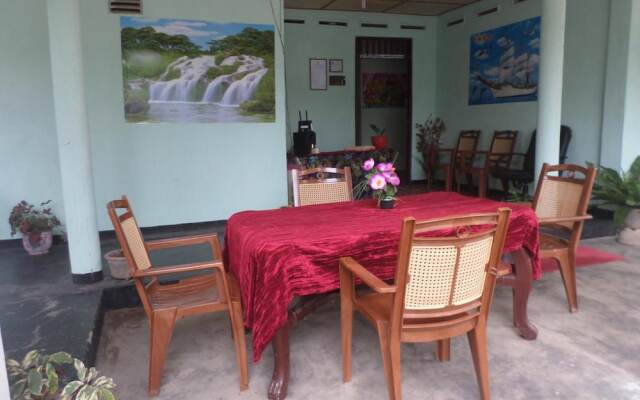 Erandi Holiday Home
