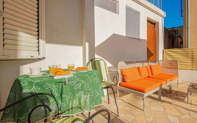 Amazing Home in Sibenik With Wifi and 1 Bedrooms