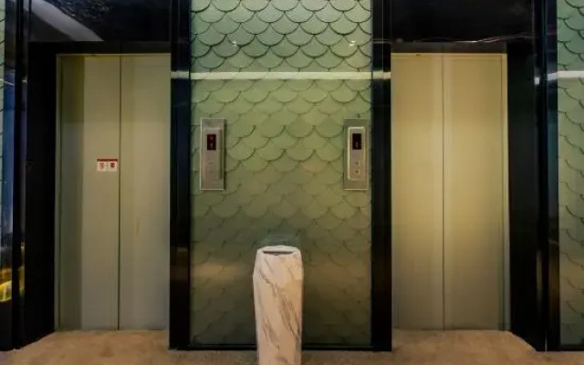 Lu Xiaolu Hotel (Xinxiang High-speed Railway East Station Branch)