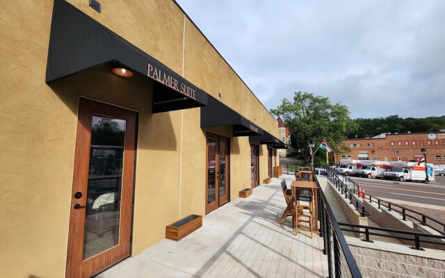 The Lodge Luxury Suites