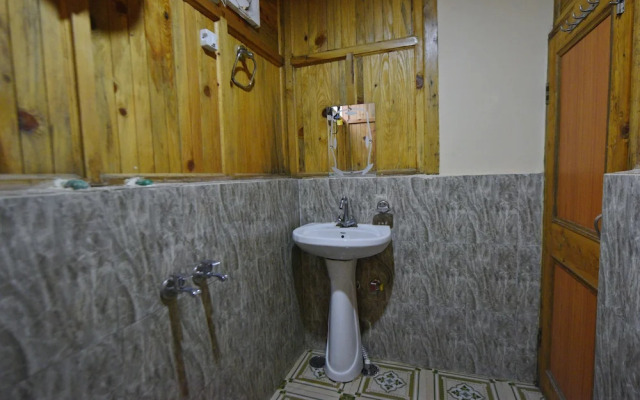 OYO 29888 Nature Treat