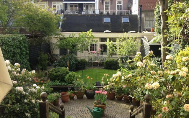 Vondelparkmuseum B&B