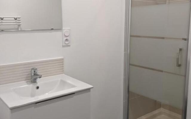 studio plein centre ville 10A