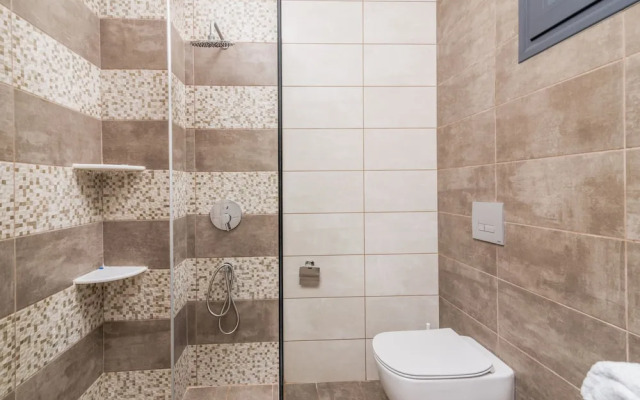 Elmara Luxury Villa 3 - Next to the Beach