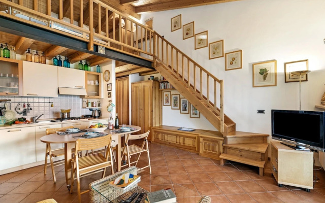 Grotten Loft in Toscolano Maderno