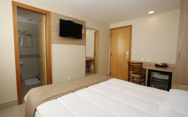 Elegance Praia Hotel