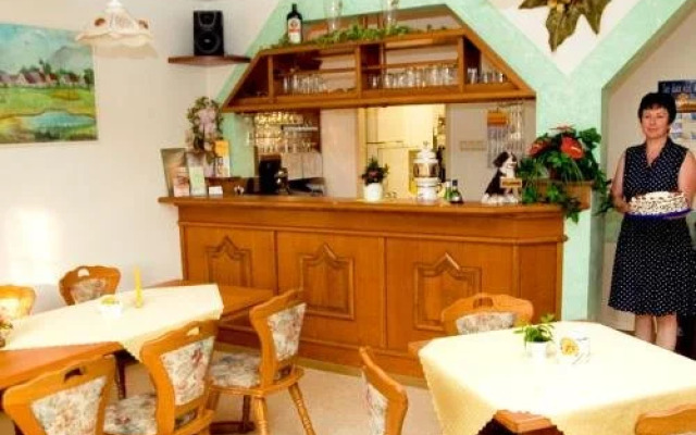 Christel's Pension & Cafe