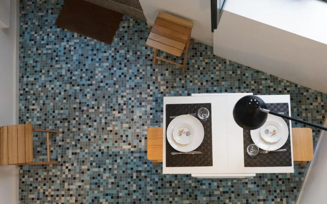 Youropo - Typical House 5